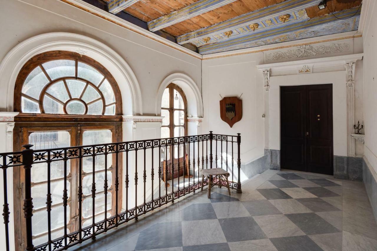 Castello Di Caccuri Suites 외부 사진