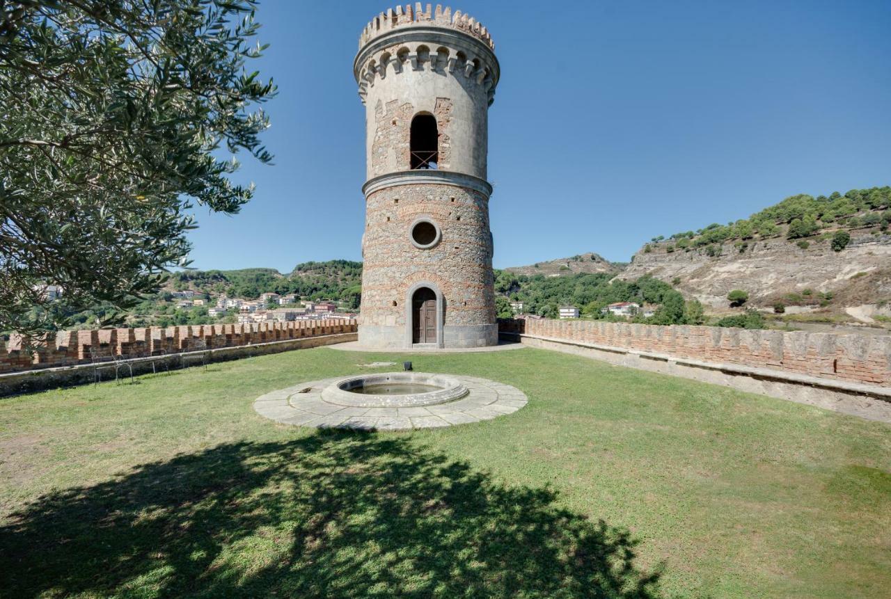 Castello Di Caccuri Suites 외부 사진