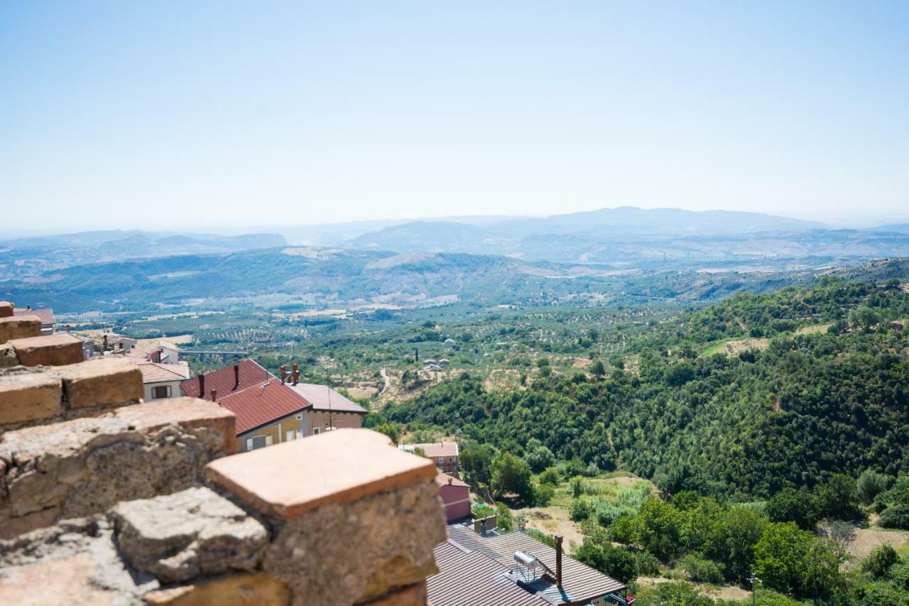 Castello Di Caccuri Suites 외부 사진